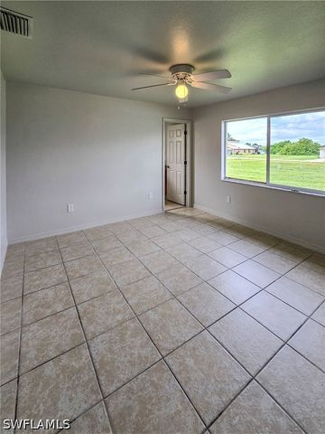 516-518 SE 5th PL, Cape Coral, FL 33990