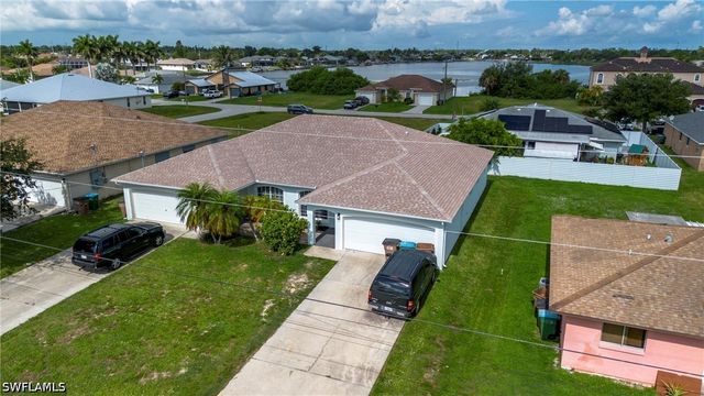 516-518 SE 5th PL, Cape Coral, FL 33990