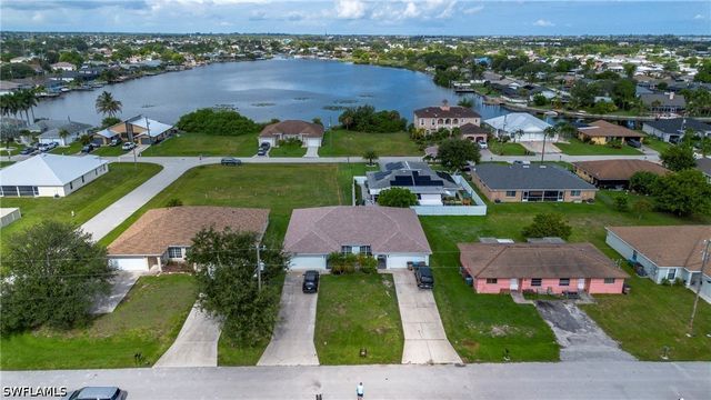 516-518 SE 5th PL, Cape Coral, FL 33990