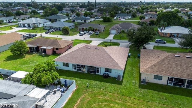 516-518 SE 5th PL, Cape Coral, FL 33990
