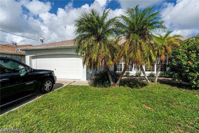 516-518 SE 5th PL, Cape Coral, FL 33990