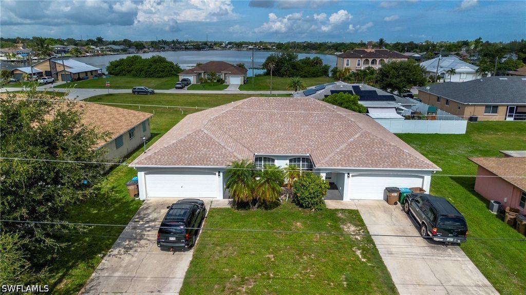 516-518 SE 5th PL, Cape Coral, FL 33990