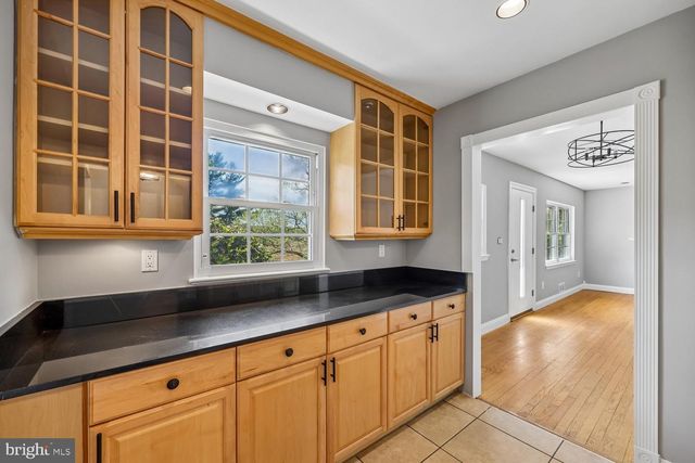 3105 HOLIDAY DR, Brookeville, MD 20833