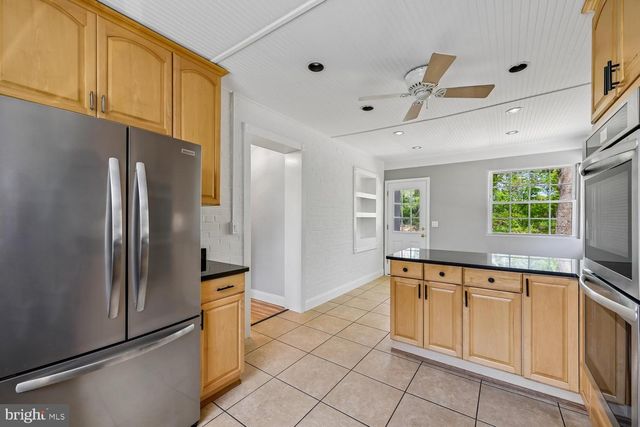 3105 HOLIDAY DR, Brookeville, MD 20833
