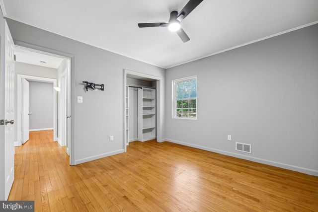 3105 HOLIDAY DR, Brookeville, MD 20833