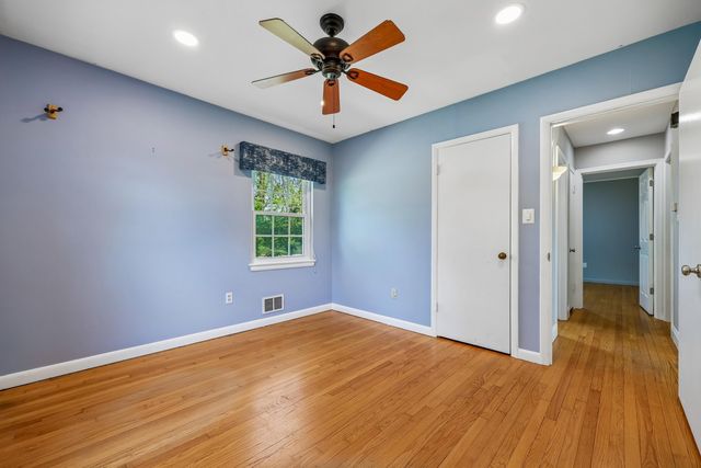 3105 HOLIDAY DR, Brookeville, MD 20833