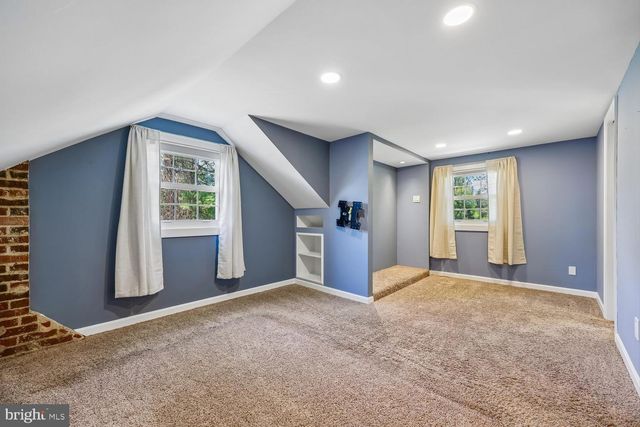 3105 HOLIDAY DR, Brookeville, MD 20833