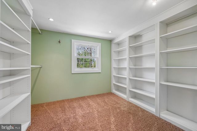 3105 HOLIDAY DR, Brookeville, MD 20833
