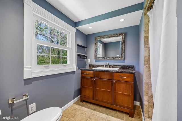 3105 HOLIDAY DR, Brookeville, MD 20833