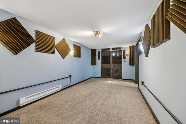 3105 HOLIDAY DR, Brookeville, MD 20833