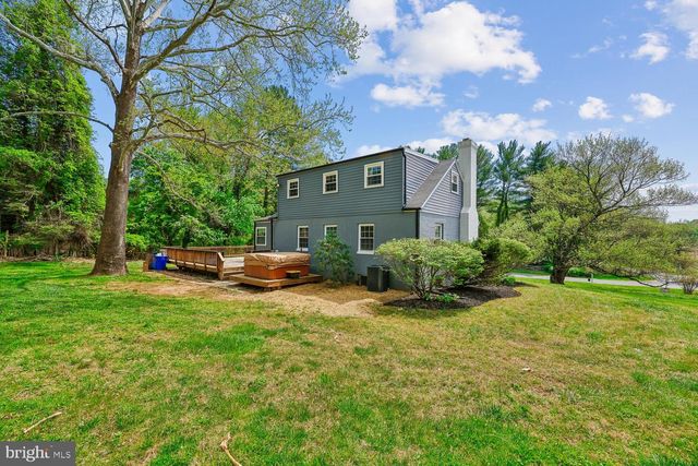 3105 HOLIDAY DR, Brookeville, MD 20833