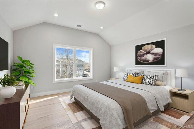 56 Seitz Drive, Bethpage, NY 11714