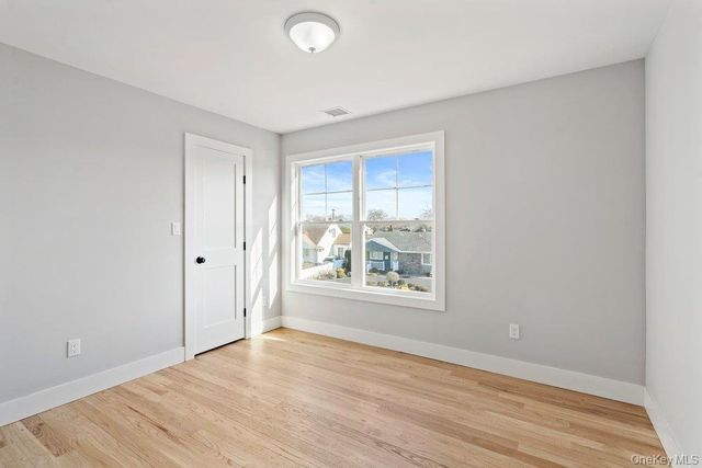 56 Seitz Drive, Bethpage, NY 11714