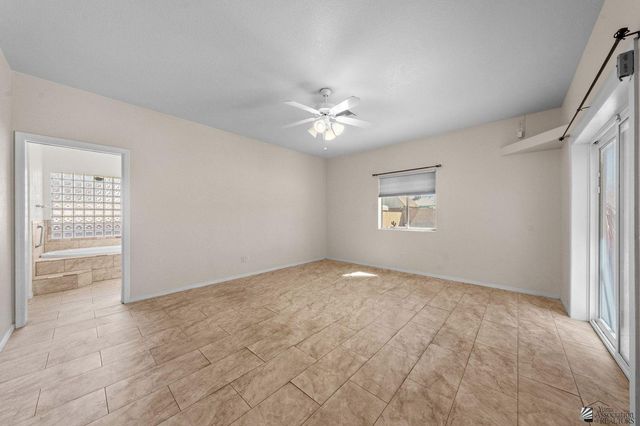 11653 S Dorothy Dr, Yuma, AZ 85367