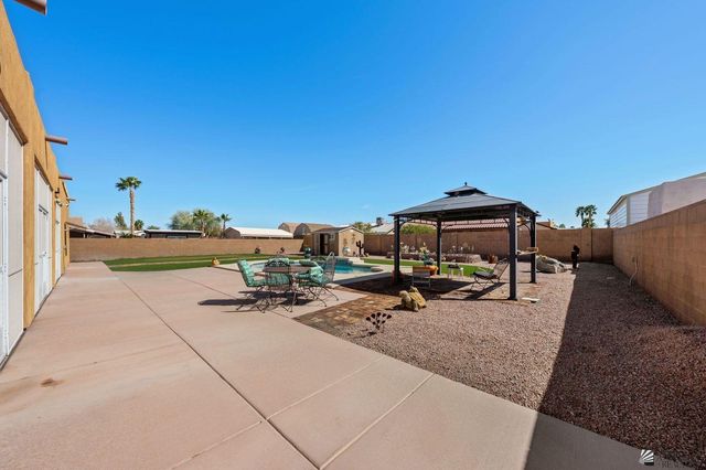 11653 S Dorothy Dr, Yuma, AZ 85367