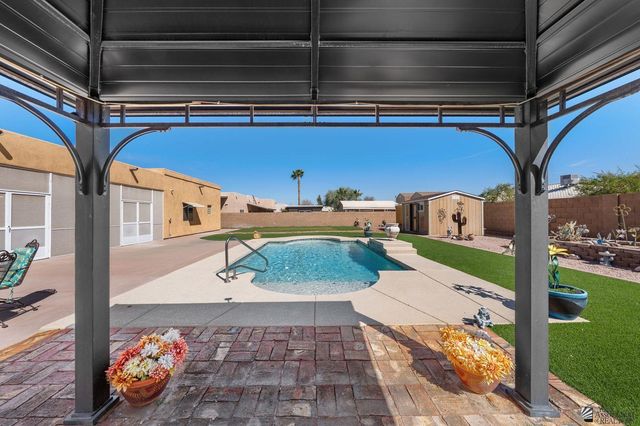 11653 S Dorothy Dr, Yuma, AZ 85367