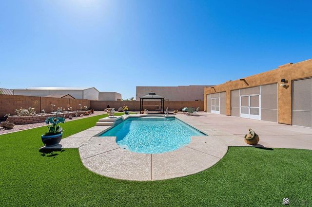 11653 S Dorothy Dr, Yuma, AZ 85367