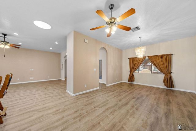 11653 S Dorothy Dr, Yuma, AZ 85367