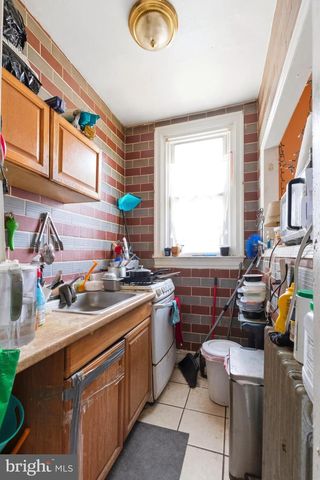 513 W RUSCOMB ST, Philadelphia, PA 19120