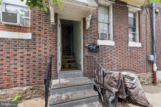 513 W RUSCOMB ST, Philadelphia, PA 19120