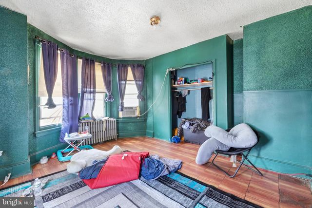 513 W RUSCOMB ST, Philadelphia, PA 19120