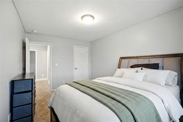 10838 N Bristol Avenue, Kansas City, MO 64156