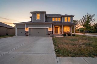 10838 N Bristol Avenue, Kansas City, MO 64156