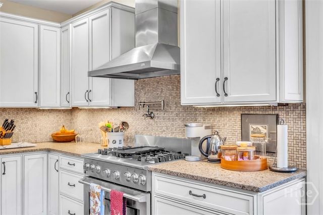 324 E 46th Street, Savannah, GA 31405