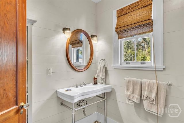 324 E 46th Street, Savannah, GA 31405