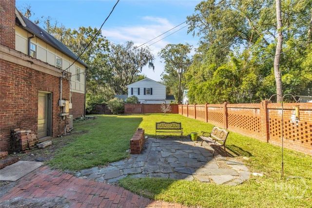 324 E 46th Street, Savannah, GA 31405