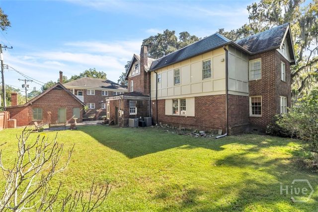 324 E 46th Street, Savannah, GA 31405