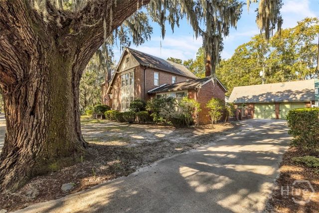 324 E 46th Street, Savannah, GA 31405