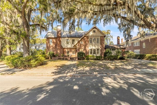 324 E 46th Street, Savannah, GA 31405