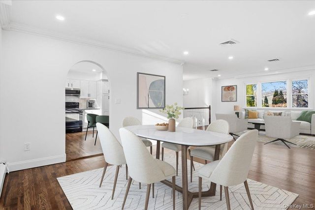 21 Park Avenue W, White Plains, NY 10607