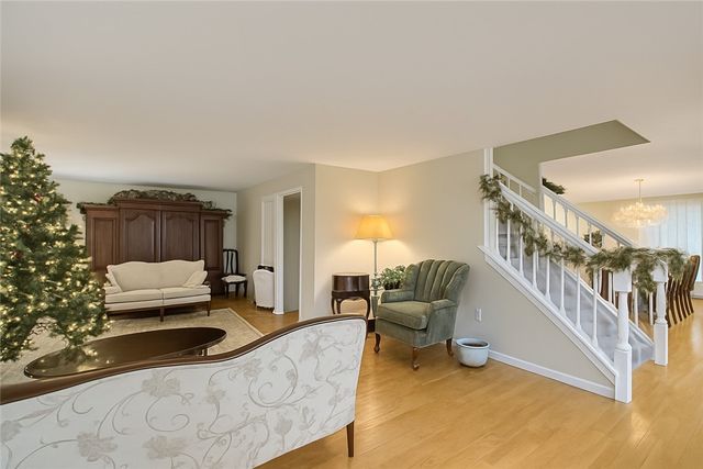 183 Gravelly Hill Road, South Kingstown, RI 02879