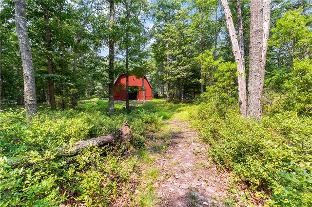 183 Gravelly Hill Road, South Kingstown, RI 02879