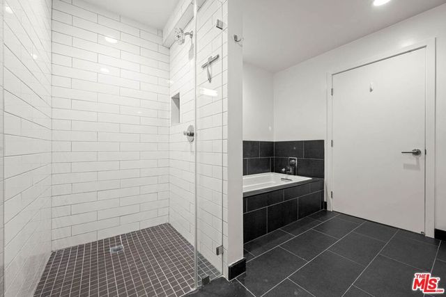 1215 S Bedford Street 501, Los Angeles, CA 90035