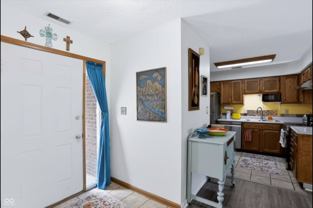 6448 Bay Harbor Lane, Indianapolis, IN 46254