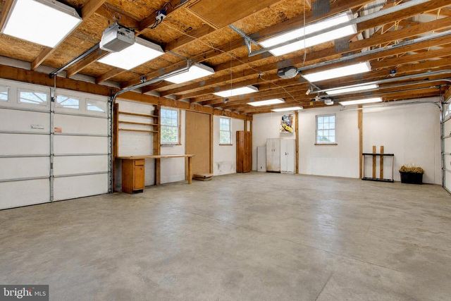 5029 LINCOLN HWY W, Thomasville, PA 17364