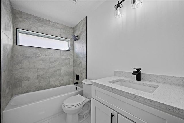 6334 Foster Street, Jupiter, FL 33458