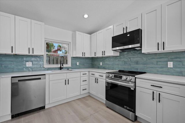 6334 Foster Street, Jupiter, FL 33458