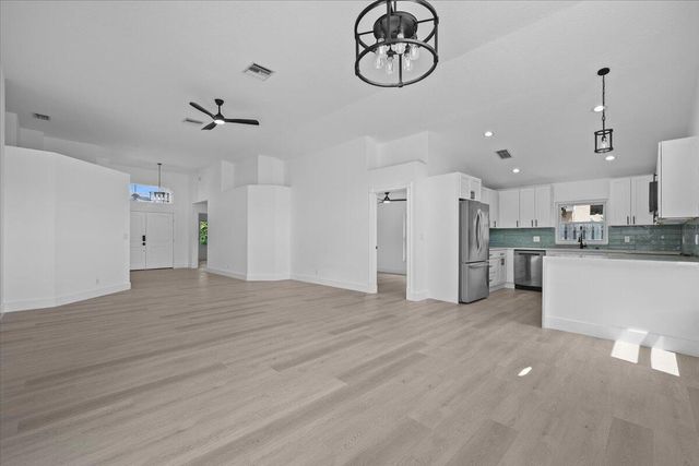 6334 Foster Street, Jupiter, FL 33458