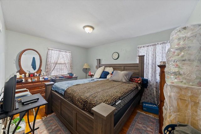 2977 N 61st STREET, Milwaukee, WI 53210