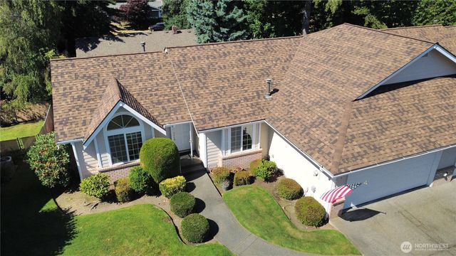 4 Lakewood Oaks Drive, Lakewood, WA 98499