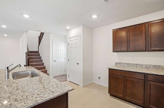 9532 Hinson Street, Las Vegas, NV 89139