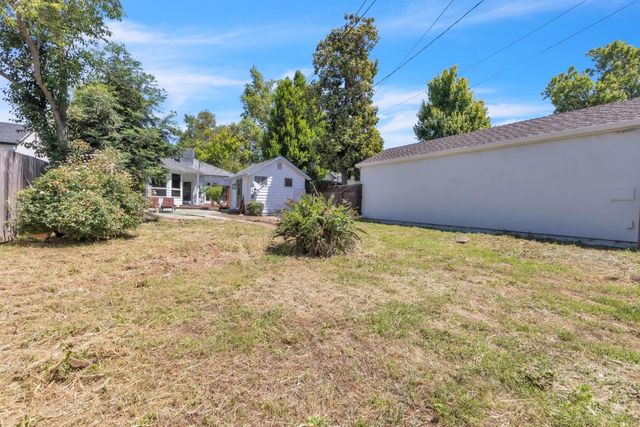 4308 G St, Sacramento, CA 95819