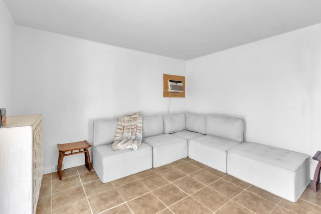 4308 G St, Sacramento, CA 95819