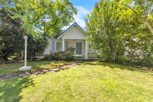 4308 G St, Sacramento, CA 95819