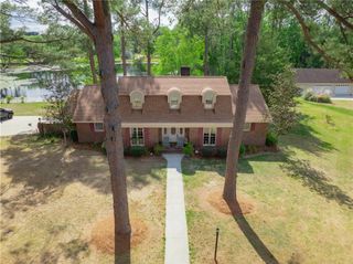 2615 Winchester Road, Waycross, GA 31501