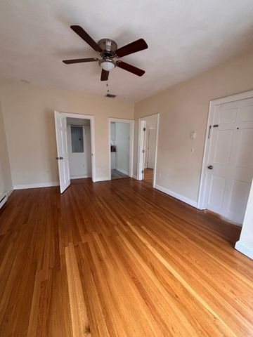 9 Ward St 3, Lynn, MA 01902